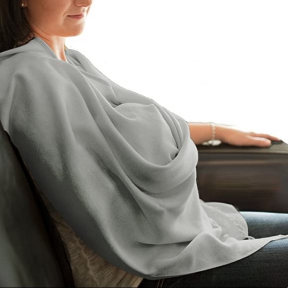 PASHMAMA Breastfeeding scarf/cover - PALE PINK - Picture 3 of 5